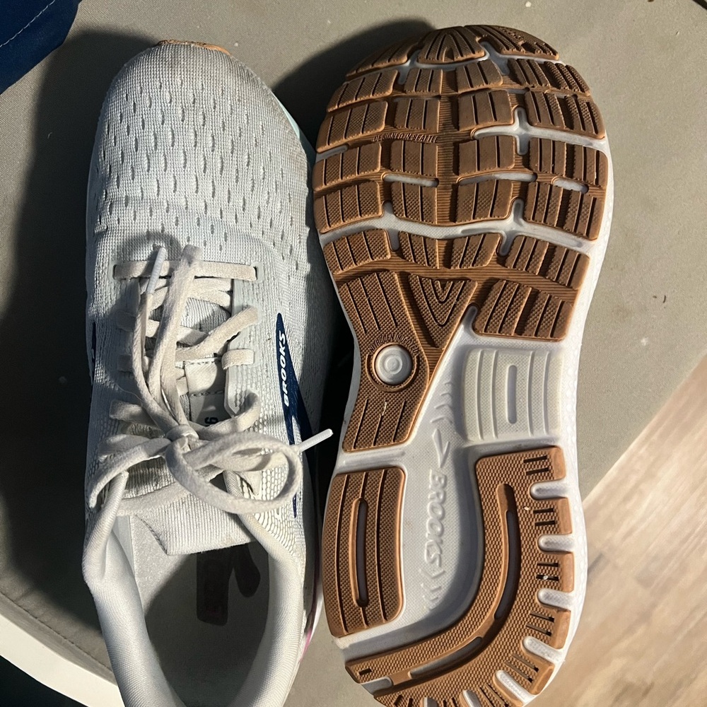 Brooks Ghost - image 3